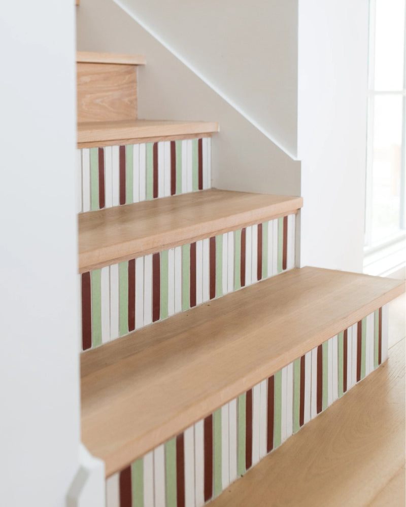 Kind of chic to bring a little color to every step. Stair risers sporting a custom 1x6 ceramic mosaic in Latte, Red Red Wine and Getty Green.

Tile: Contact @riad_tile_customs
Design: @klhcustomhomes
Photo: @kvterob